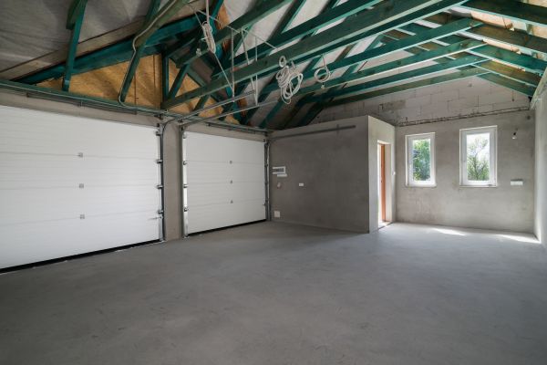 Cost of Garage Floor Concrete Repair in Lakeville