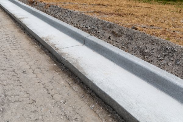 Cost of Concrete Curbing Repair in Lakeville